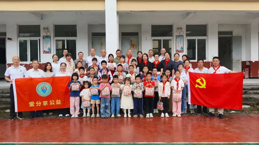 dd2d3994c27cadde5a469ed332f97c2e.jpg